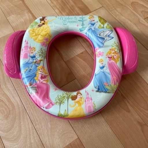 Disneyプリンセス子供用補助便座 Komakoma 垂水の子供用品の中古あげます 譲ります ジモティーで不用品の処分