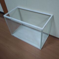 【お取引き終了】GEX製ガラス水槽（フレーム付き）