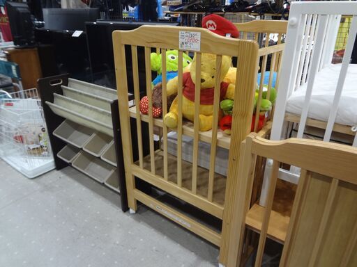 カトージ ベビーベッド ハイシートタイプ【モノ市場 東海店】141