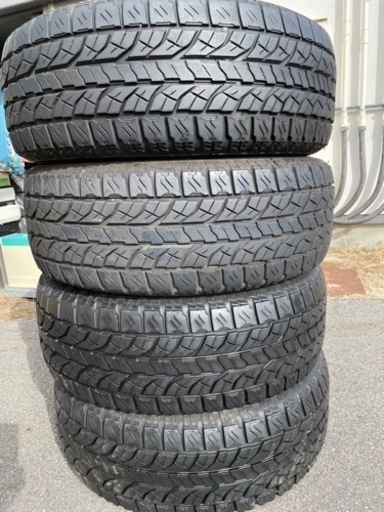中古タイヤ265/65R17 112H 4本セット