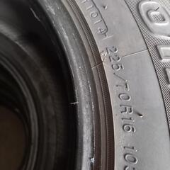 国産バリ溝9分山！ 16インチ スタッドレス  225/70r16