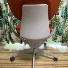 【展示品！新品同様未使用品！】コクヨ ing イング チェア オフィスチェア デスクチェア オレンジ