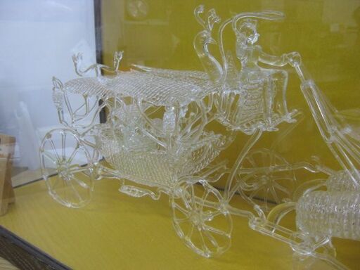置物 ガラス細工 奥村久男作 4頭立て馬車 ガラスケース付 インテリア