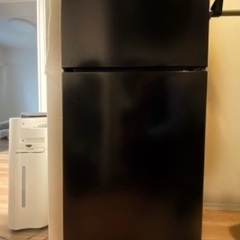 【ネット決済】冷蔵庫　マットブラック118L