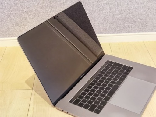 値下げしました!MacBook Pro 2018年モデル 512GB 譲ります! | inmarco.ae