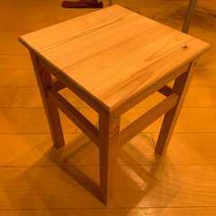 IKEA 木製の椅子 無料です