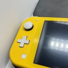 （未使用に近い）Nintendo Switch Lite イエロー　純正ケースセット
