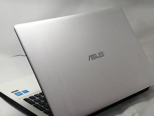 ASUS X551M 美品白No2　SSD メモリ8G　Win10　Office