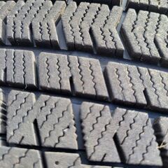 フォルクスワーゲン　純正ホイール＋ブリザック中古スタッドレスタイヤ4本