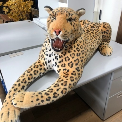 中古品　約 43×145cm   ヒョウ　ぬいぐるみ　ビッグ　迫力　おすすめ‼︎