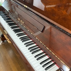 アップライトピアノ　CARL SEILER