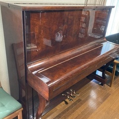 アップライトピアノ　CARL SEILER