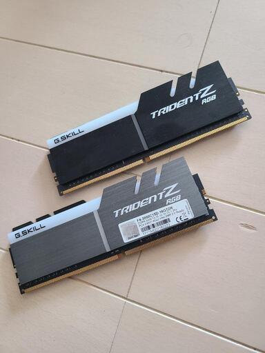 メモリ　G.SKILL TRIDENT Z RGB　8GB×2(16GB)