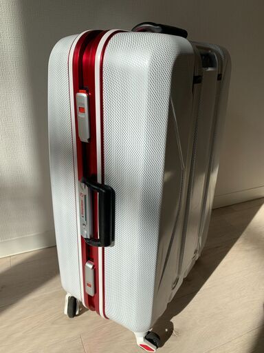 【innovator/イノベーター】スーツケース  カードキー  60L　お値下げいたしました