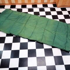 キャプテンスタッグ　シュラフ　寝袋　封筒型　グリーン　