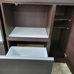 【人気】モダン風　食器棚　中古　22.1.18ｋ 人気】モダン風 食器棚 中古 22.1.18k