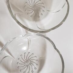 梅型のガラス小鉢　２個セット