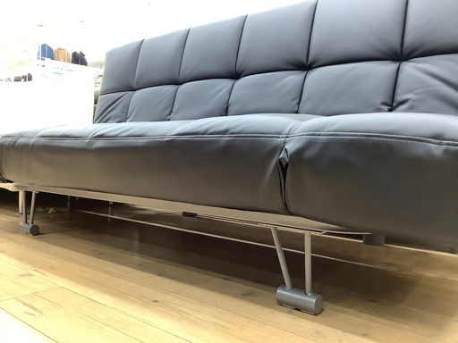 変形可能なニトリのソファーベッドです！