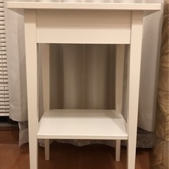 Ikea ヘムネス ベッドサイドテーブル Jin 黒川の家具の中古あげます 譲ります ジモティーで不用品の処分