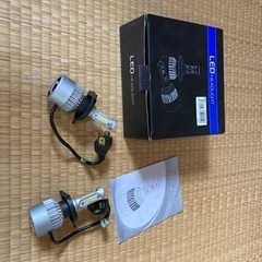 LED ヘッドライト　H4 白！