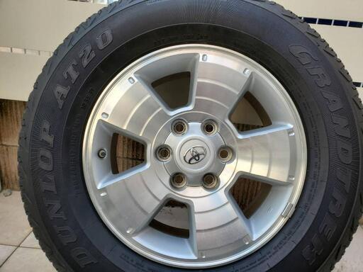 USタコマ 純正 17インチホイール