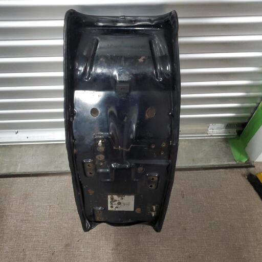 カワサキMKⅡ　シート