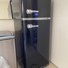 【ネット決済】値下げ済み　2015年製　2ドア レトロデザイン　冷蔵庫
