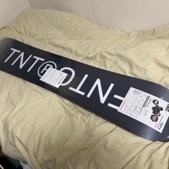 今季モデル　FNTC TNT-R 153センチ　black スノーボード