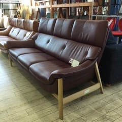 ★ 1/19 【✨オーク材使用‼︎本革ソファー‼︎✨】定価¥315,700 Karimoku カリモク 3人掛け ハイバックソファ ZU6203ME リビング 幅195cm 