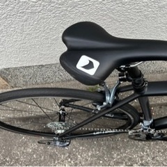 スペシャライズド ロードバイク（フラットバー）ライト等おまけ多数。