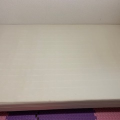 【ネット決済】セミダブル　マットレスベッド　脚付き木製ベッド