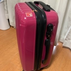 【無料】キャリーケース　スーツケース