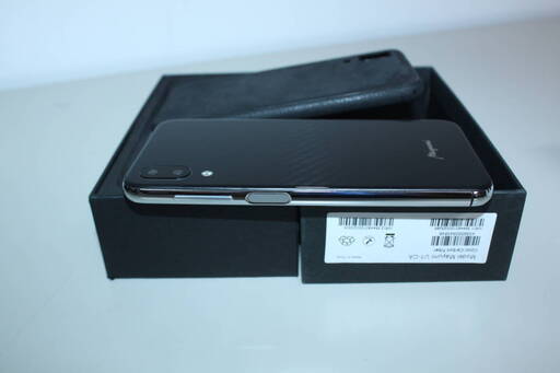 SIMフリースマートフォン Mayumi U1-CA 4GB/64GB SIMフリー