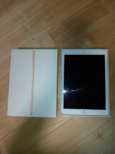 ☆ iPad 6世代 Wi-Fiモデル 32GB A1893 ゴールド ☆