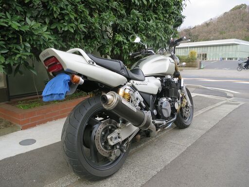 ヤマハ XJR1200(平成9年式) 車検付き(令和5年7月まで) 社外マフラー