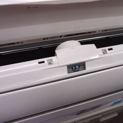 2018年製 日立ルームエアコン RAS-WBK22H(W) □6畳程度□ステンレス