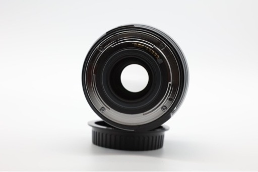【超美品】Canon EF-S 18-200mm f3.5-5.6 IS 社外フード、保護フィルター付き