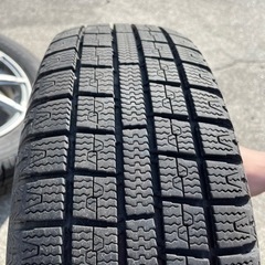 軽自動車スタッドレスタイヤ　ＴＯＹＯ　１５５／６５Ｒ１３　７３Q