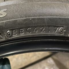 BS BLIZZAK VRX2 245/40R18 18インチ スタッドレス 2本 2017年製 バリ溝 WRX S4/WRX STI ベンツ/Cクラス等　(MTC215)クレジットカード QRコード決済可能