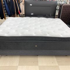 ダブルベッド　Sealy