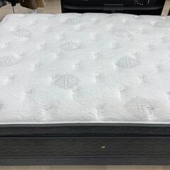 ダブルベッド　Sealy