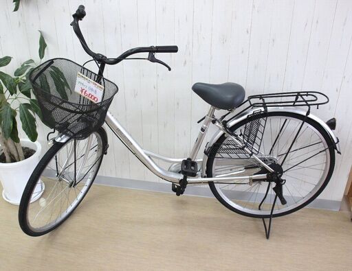 自転車✨ママチャリ✨26インチ✨シルバー✨鍵あり✨中古品【こちらは店舗です。浜村鹿野温泉ICから3分 買取本舗 宮本リサイクル 営業時間９～１９時 定休日水曜のみ←連絡できませんm(_ _)m】G162