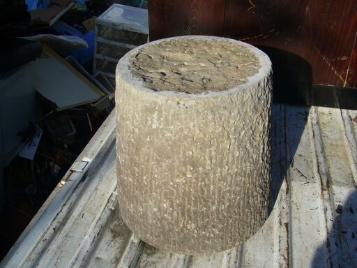 商談中石臼高さ３８ｃｍ