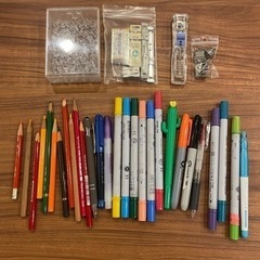 受け渡し者決定) 文房具たくさん) ペン、鉛筆、がびょう、シャー...