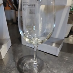 【新品未使用】ワイングラス　4つ　センソ　シャルドネ(350mL)