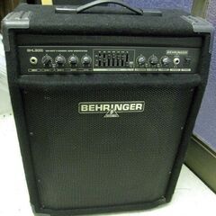 BEHRINGER  BXL3000  ギターアンプです
