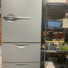 冷蔵庫　　2012年式　アクア