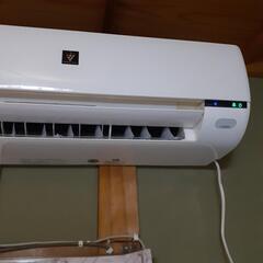 【ネット決済】シャーププラズマクラスターエアコンと窓用エアコン