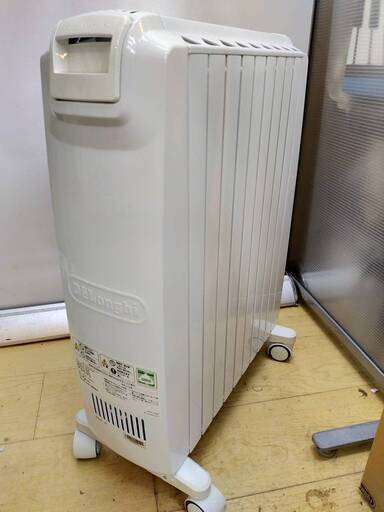 DeLonghi デロンギ ドラゴンデジタル オイルヒーター DDQ0915 リモコン 取扱説明書付 1500W 10.0畳(木造目安畳数) 13.0畳(鉄筋目安畳数)■長さ53×幅26.5×高さ66cm■近隣配送無料 買取帝国 朝霞店 ヤ出