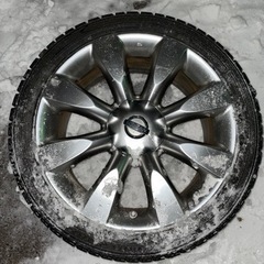 【傷なし・バリ溝】 ダイハツ純正ホイール 国産タイヤ付4本 【条件有送料込可】 受け渡し完了終了しました。！バリ溝！スタッドレスタイヤ付き黒鉄板